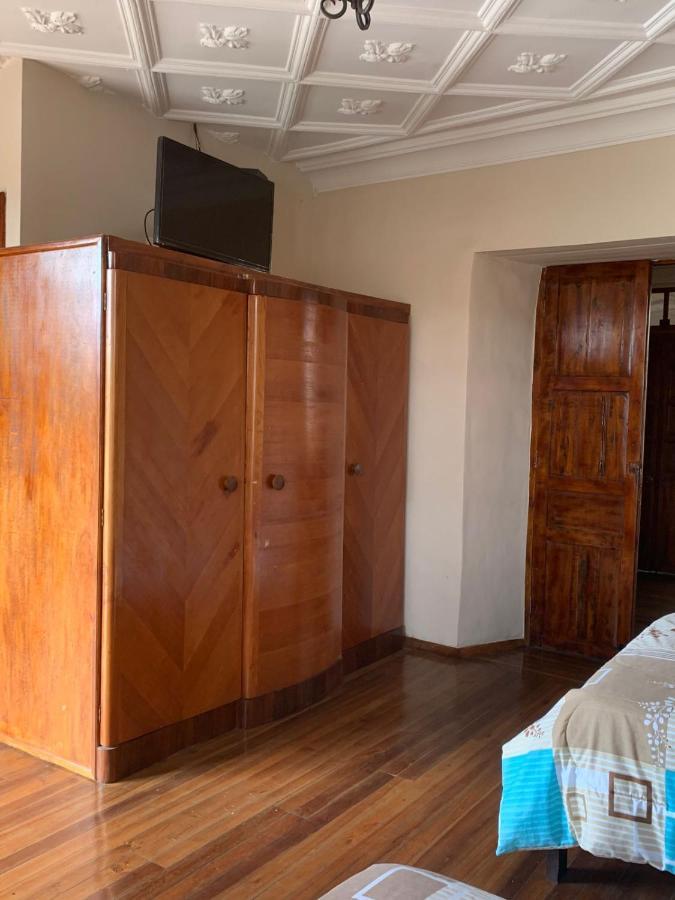 Hostel Santa Canela Куенка Екстериор снимка