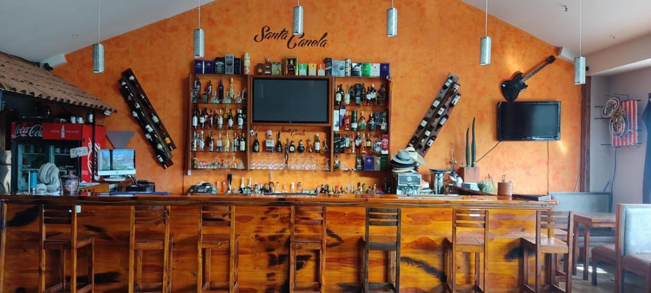 Hostel Santa Canela Куенка Екстериор снимка