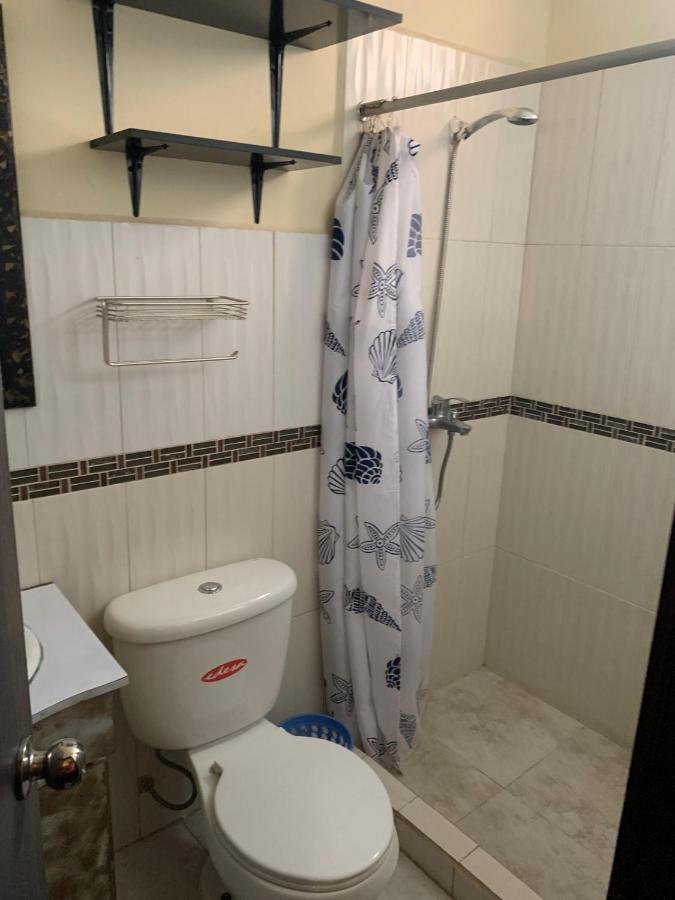 Hostel Santa Canela Куенка Екстериор снимка