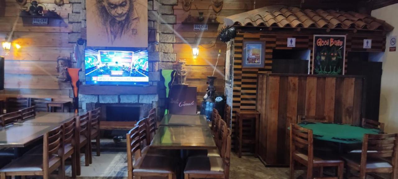 Hostel Santa Canela Куенка Екстериор снимка