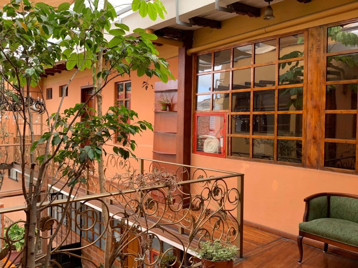 Hostel Santa Canela Куенка Екстериор снимка