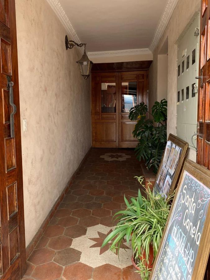 Hostel Santa Canela Куенка Екстериор снимка